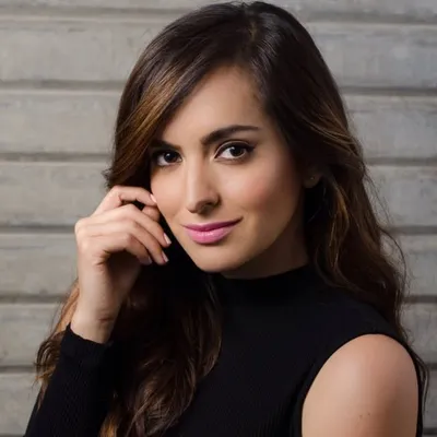 DANIELA DE LA VEGA profile