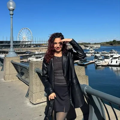 hanishka | content creator 📍toronto profile