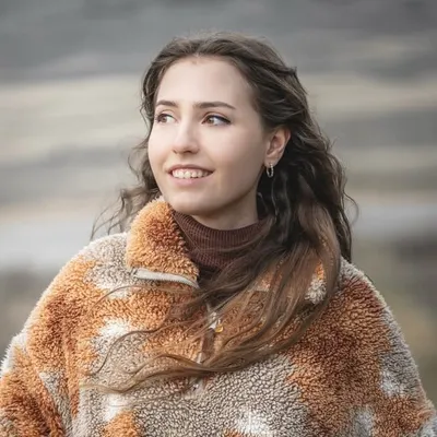 Isabella-Alexis Balisky profile