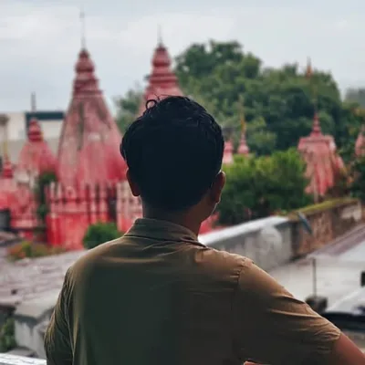 B Yogesh profile