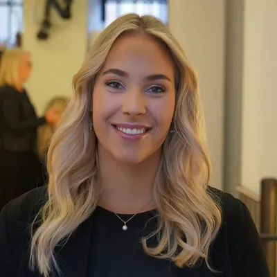 Rosa Viktoria 🦋 profile