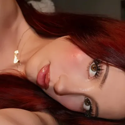 S A R A H profile