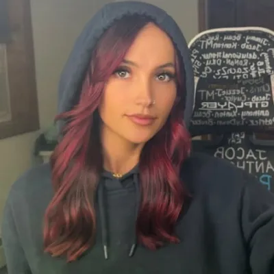 โโข๐ profile