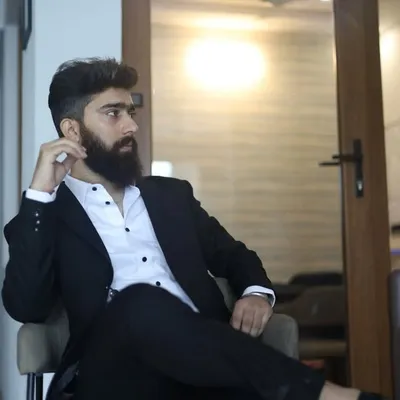 Tushar Kalra profile