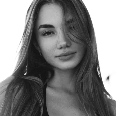 Camila Ybarra profile