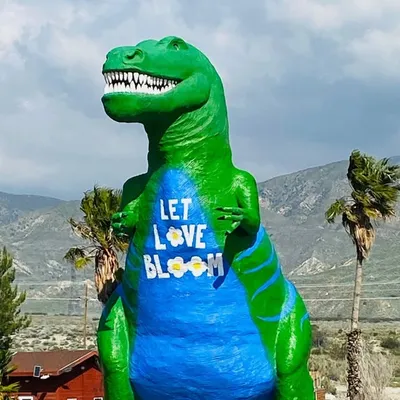 Cabazon Dinosaurs profile