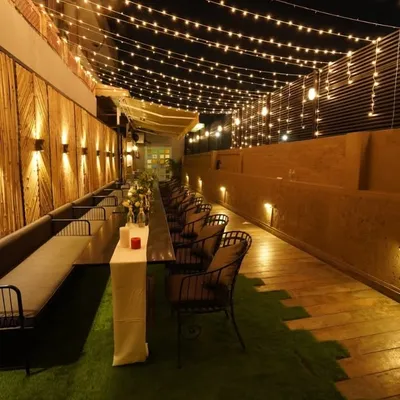 The Warehouse Cafe® profile