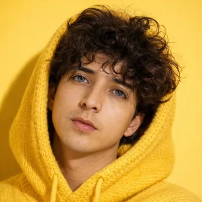 Caín Guzmán profile