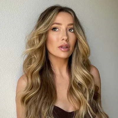 Caitlin Bea profile