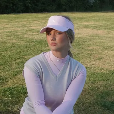 Cait Emily profile