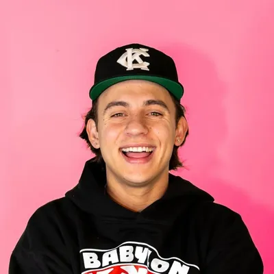 Cale Saurage profile