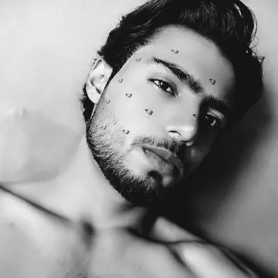 हर्ष गुर्जर ♡︎ profile