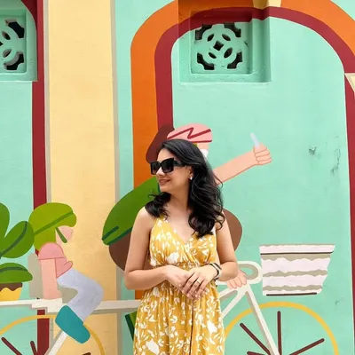 Madhulika Mandhania Maniyar profile