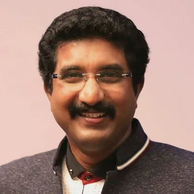Dr Satish Kumar profile