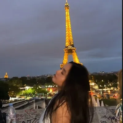 m¡la. profile