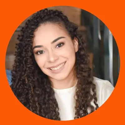 Dra. Camila Silveira profile