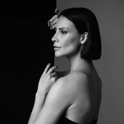 Camila Rodrigues profile