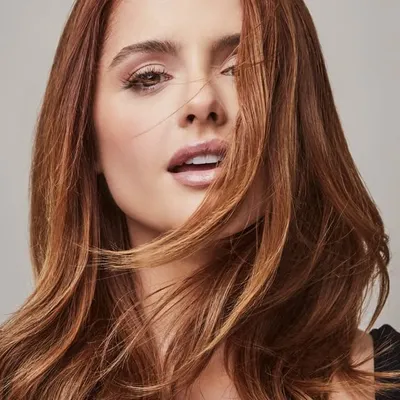 Camila Senna profile
