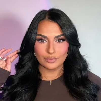 Camilia profile