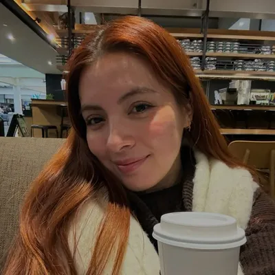 Cami Nicol ๐ profile