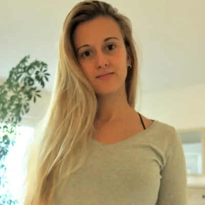Camille Auer profile