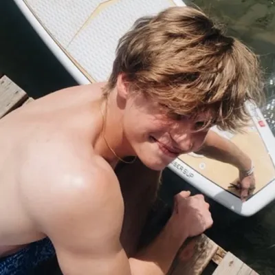 Cam Godin profile