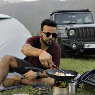 ᴠɪᴋᴀꜱ ɢᴀʀʟᴀ 🧿 profile