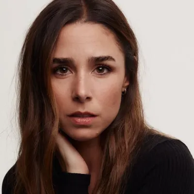 Candela Serrat profile