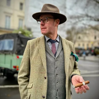 Rob Tasker profile