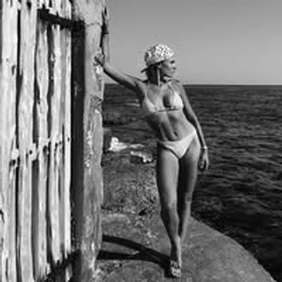 CAPUCINE T. profile