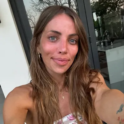 CARA BROOK profile