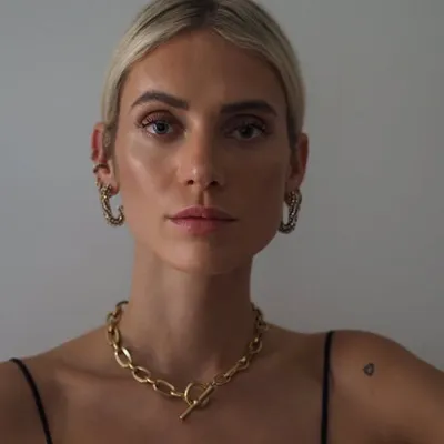 Carina Blumenau profile