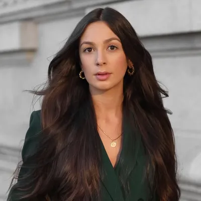 Carina Pinheiro profile