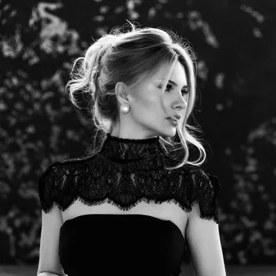 Carla Sonre profile