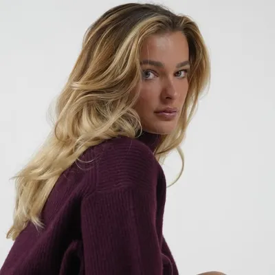 Carla Bellée profile