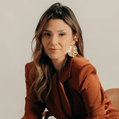 Carla Carfi | Consultora de Imagem, Estilo e Comportamento profile