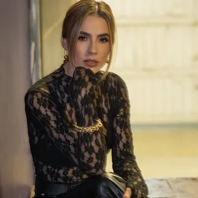 Carla Giraldo profile