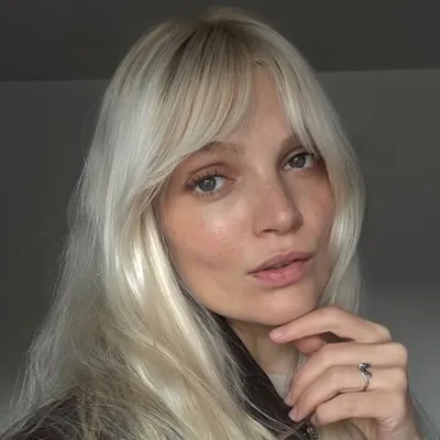𝗖𝗔𝗥𝗟𝗔 Instagram profile photo