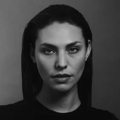 Carli Glubok profile