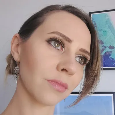 Karolina profile