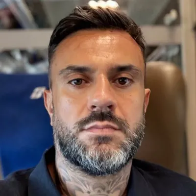 Carlo Avarello profile