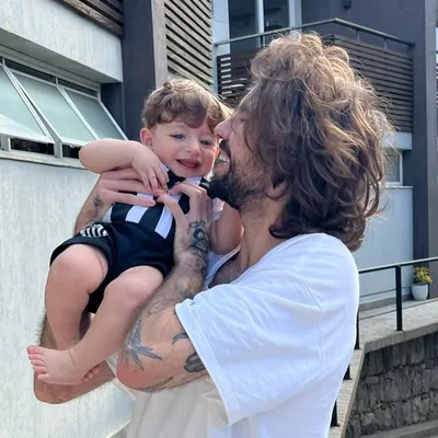 Carlos Santana profile