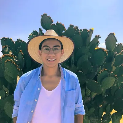 Carlos Reyes profile
