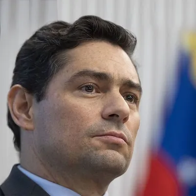 Carlos Vecchio profile