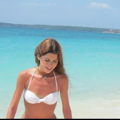 Carlota profile
