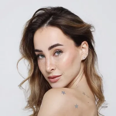 Carlotta Ferlito ♡ profile