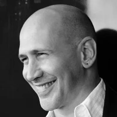 Carmen Marc Valvo (Official) profile