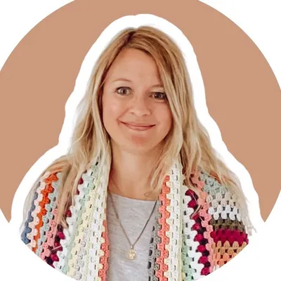 Caroline Waryn - Caro Tricote profile