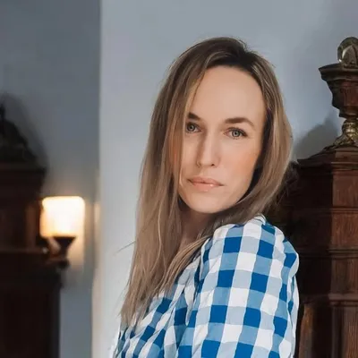 caro profile