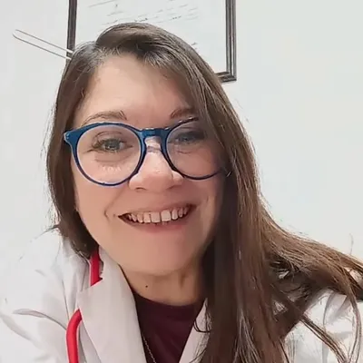 Dra Carolina Banzato profile